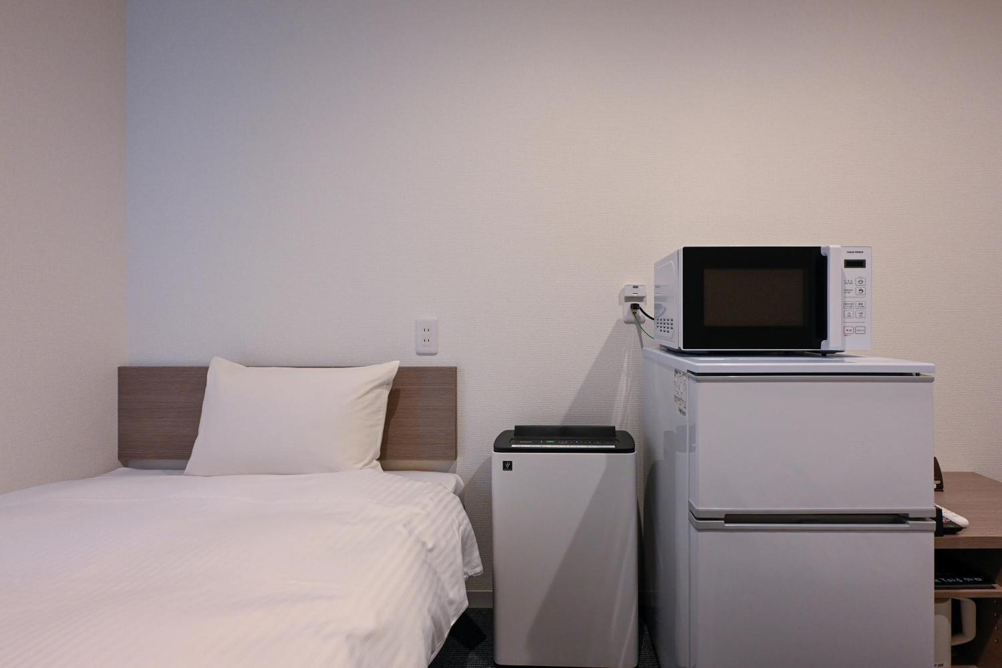 Hotel R9 The Yard Ashikagaekinishi Екстериор снимка